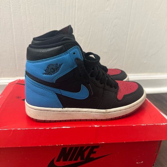 Nike Air High-Top Black and Red Sneakers - Picture 3 of 6